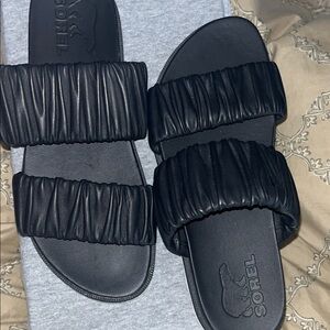 Brand New Sorel Black Ruched Double-Strap Slide Sandal